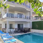 Vila Begonville Ladies Kusadası