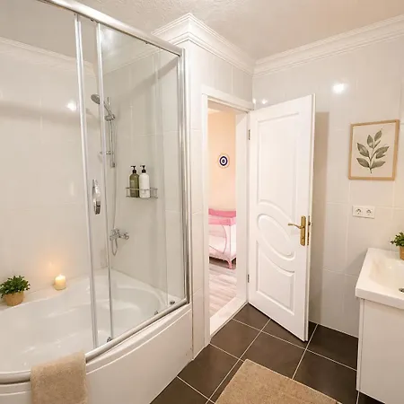 Begonville Ladies Villa